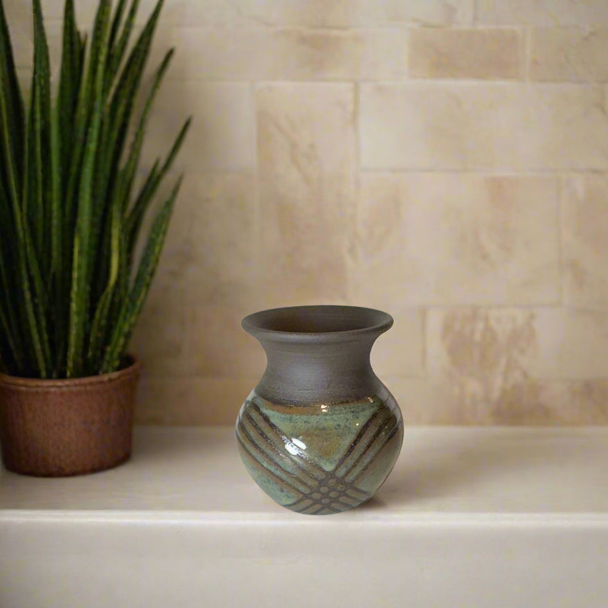 
                      
                        Vase 8: Dark Chocolate Trail Mix Collection
                      
                    